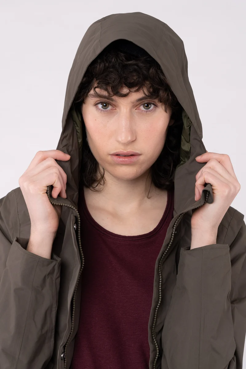 Lange Regenjacke aus recyceltem Polyester