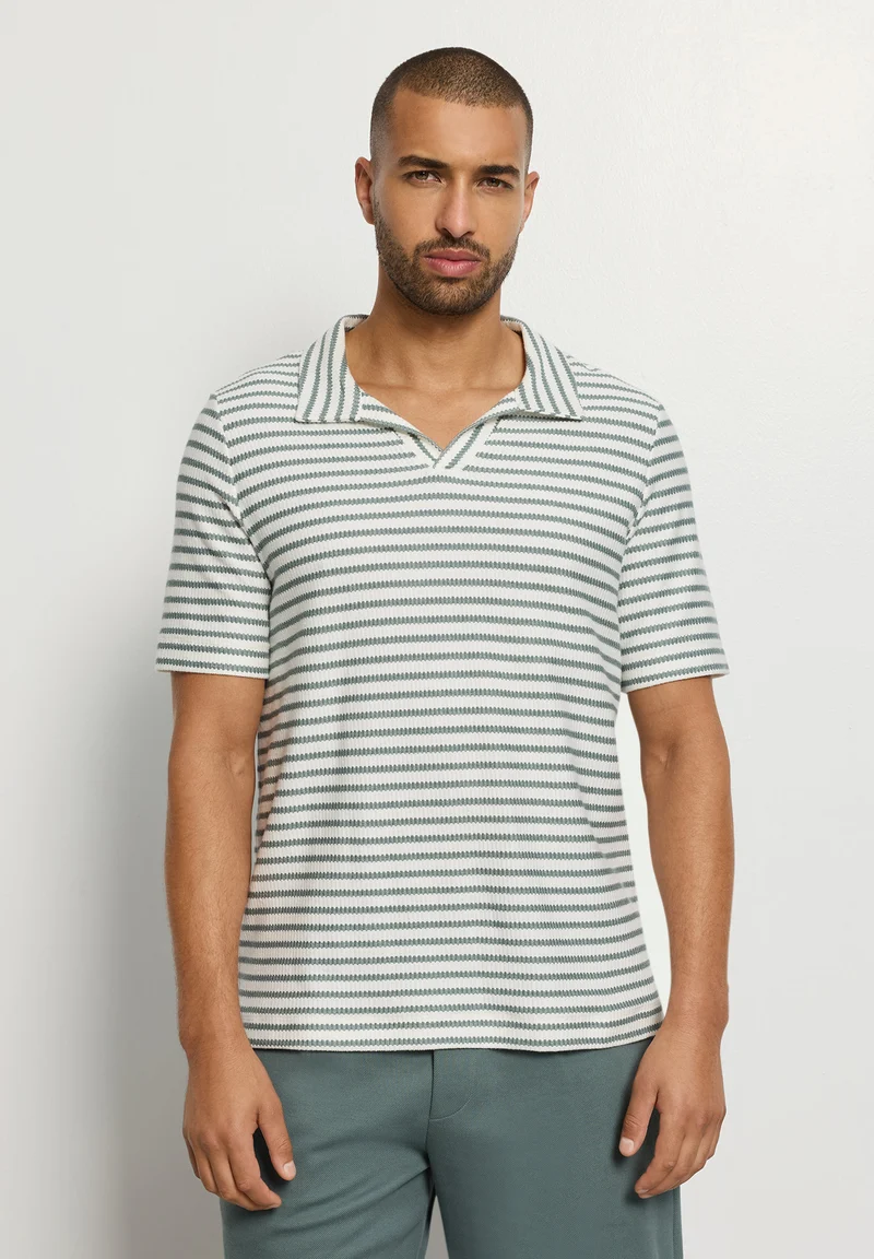 Travelwear S/SLV Shirt V-Neck | studio green stripes 075865-073114