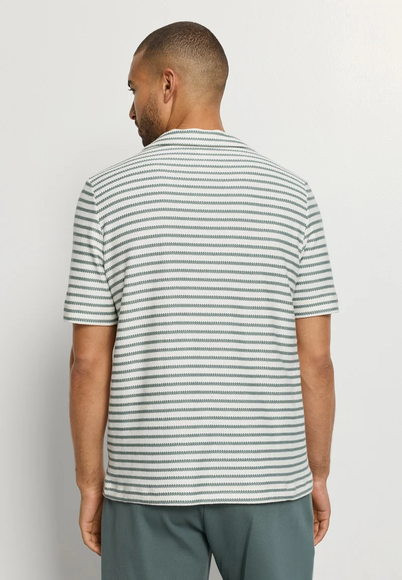 Travelwear S/SLV Shirt V-Neck | studio green stripes 075865-073114