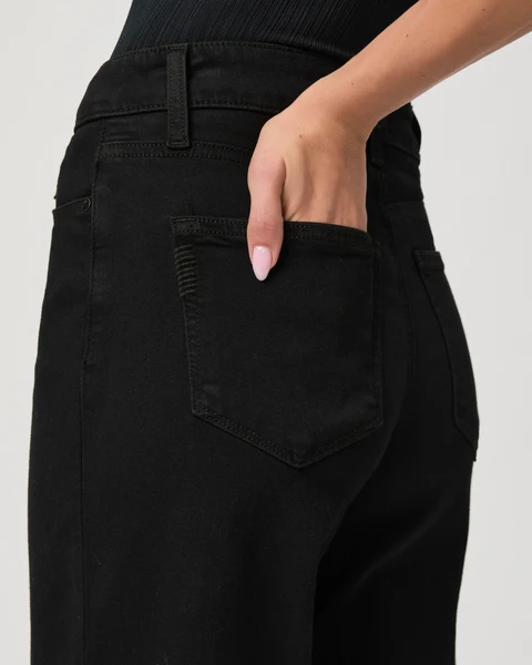 Anessa Black Shadow