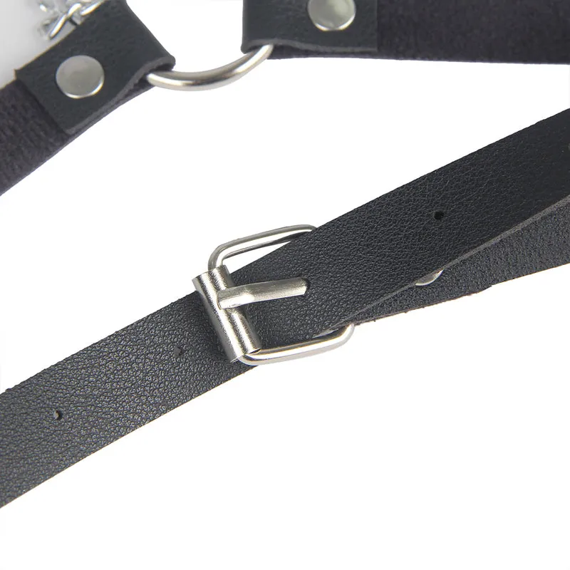 PU Leder Bondage Harness Slip mit Kette SM Panty Strap verstellbar