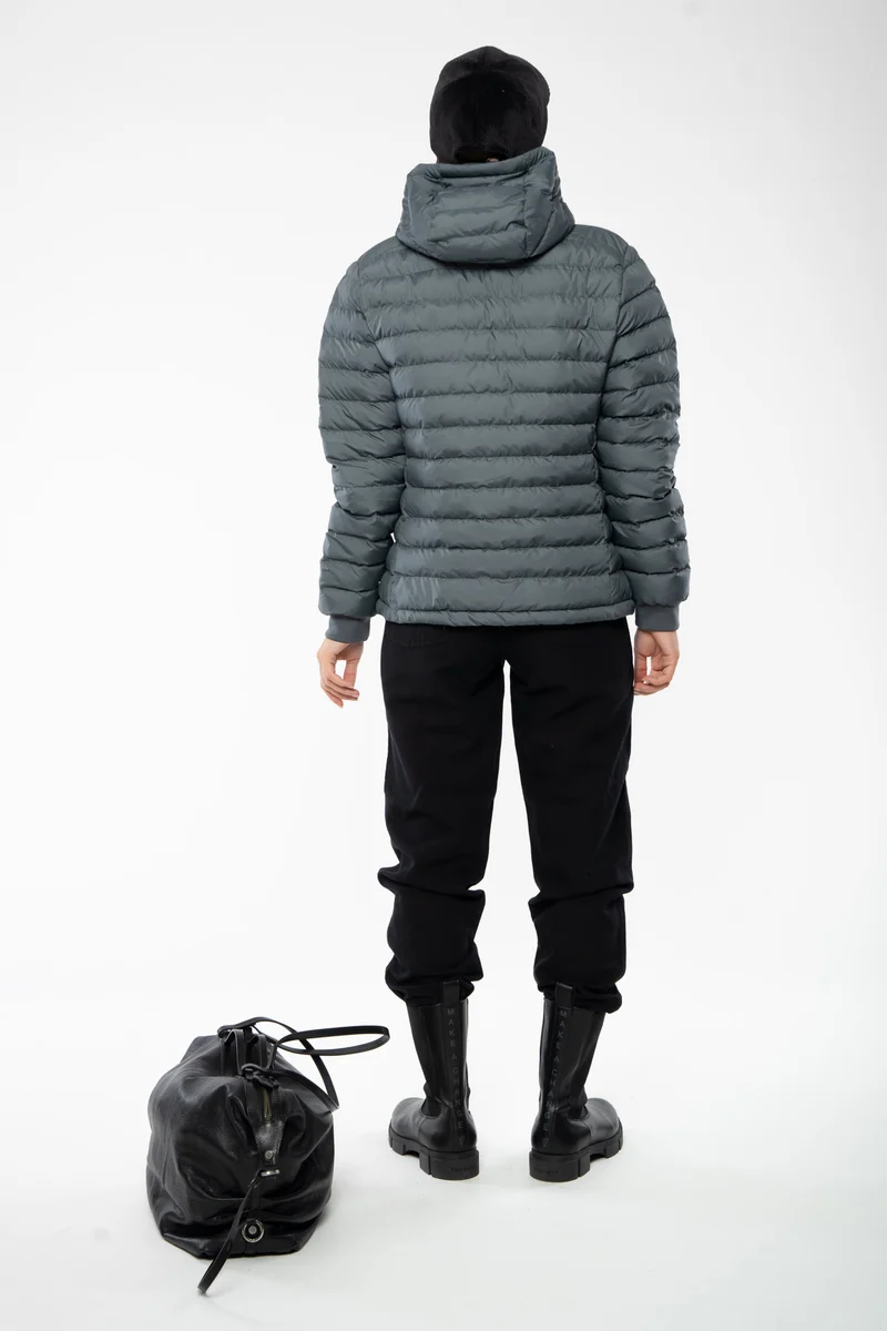 Lange Daunenjacke aus recyceltem Polyester
