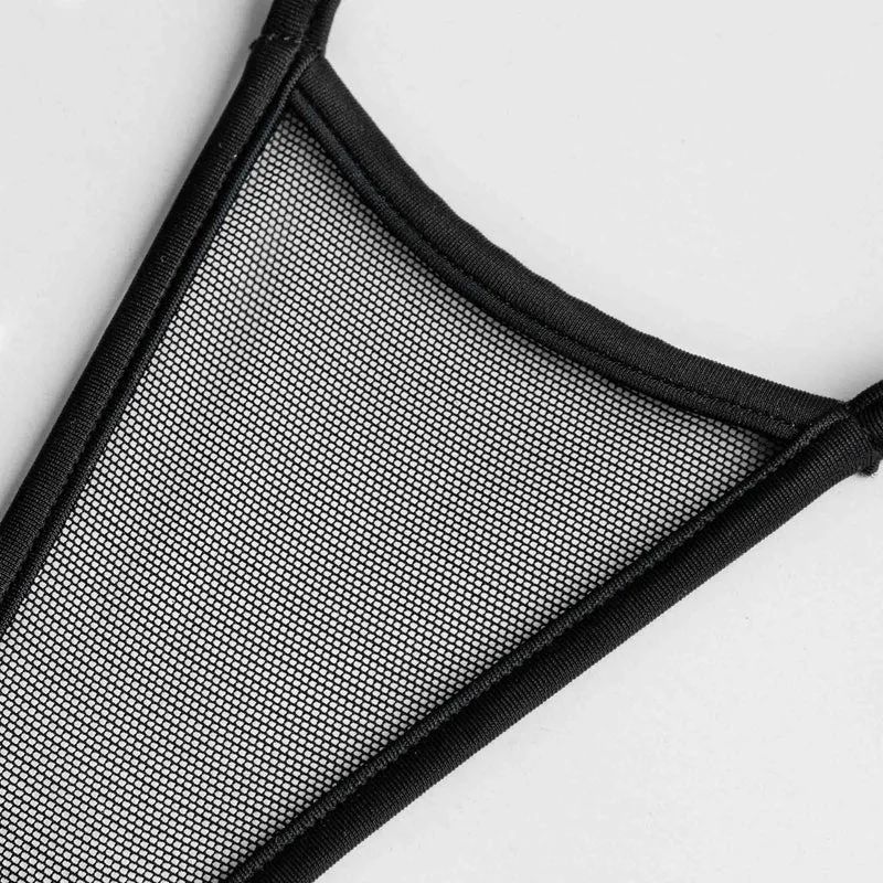 Transparent Black - Micro V-String mit Schmuck