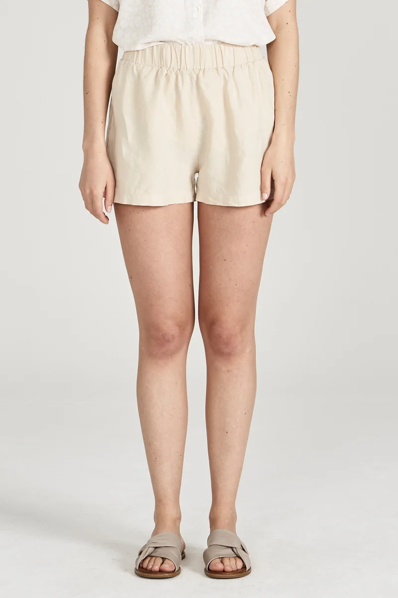 Kurze Hose aus Leinen