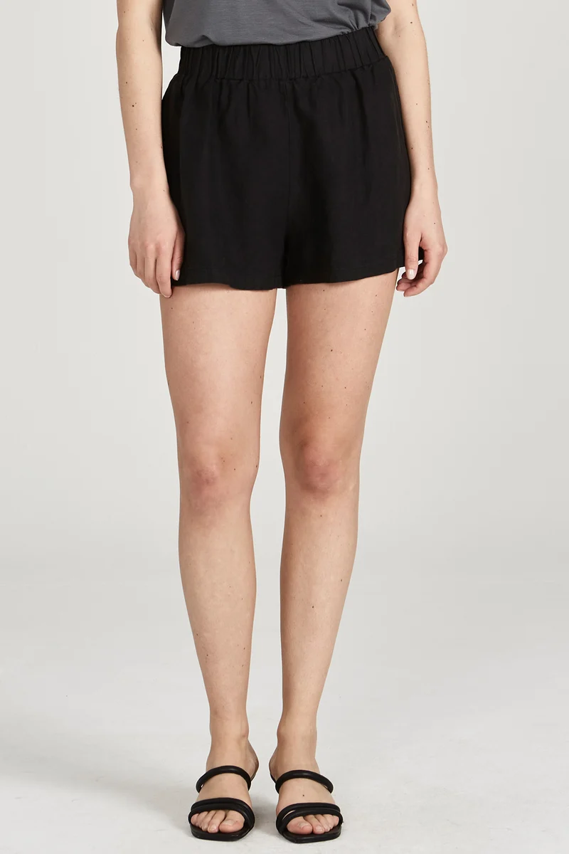Kurze Hose aus Leinen