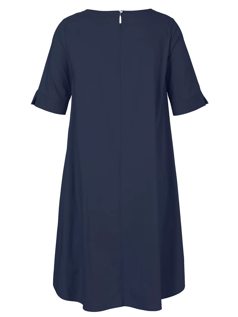 Kleid Rundhals 1/2 Arm