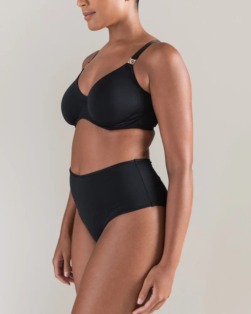 Nudea - Stretch-Slip mit hohem Bund, Schwarz