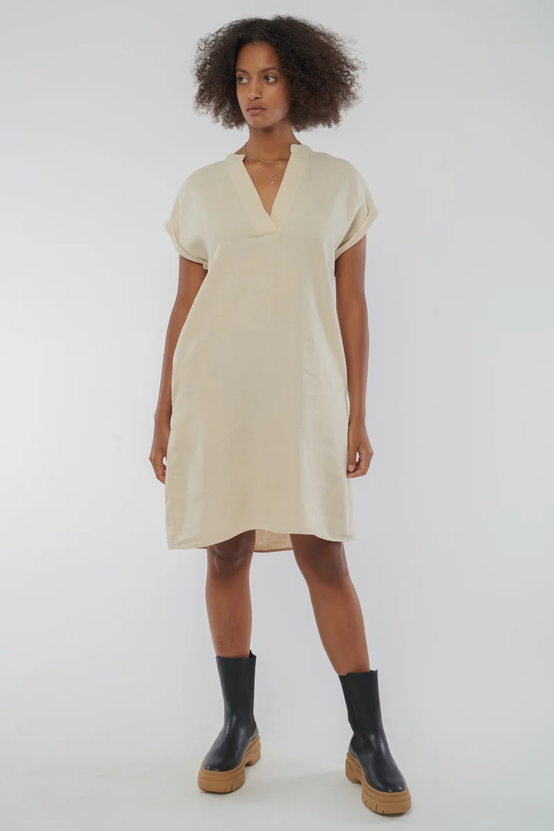 Kleid aus Leinen