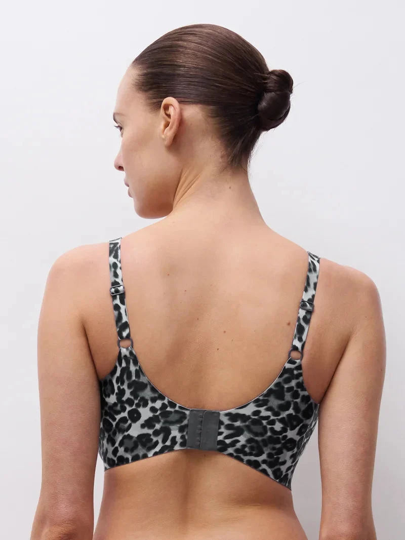 Chantelle – Softstretch Power Plunge Bügelloser BH mit Leopardenmuster in Grau