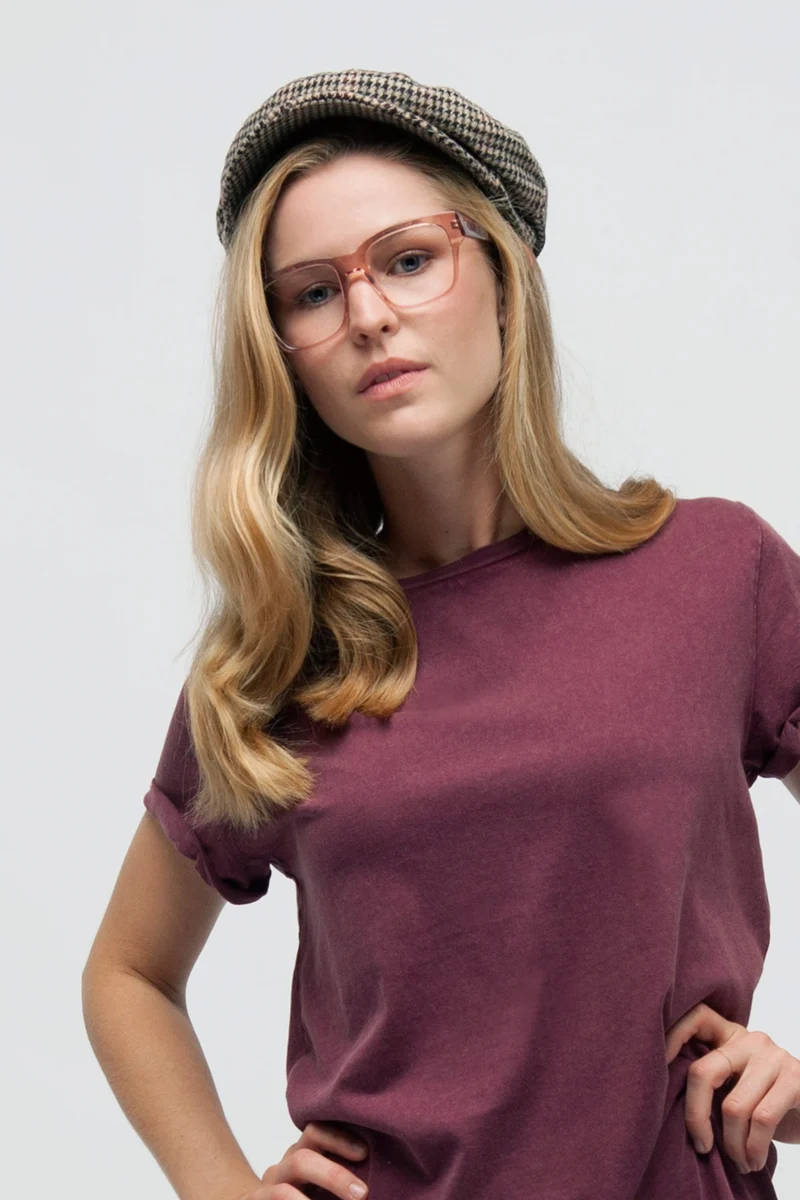 Vintage T-Shirt für Frauen Rolled Sleeve