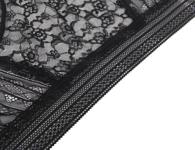 Schwarzer 3D-Spitzenslip mit Blumenmuster – mittelhoch geschnitten mit Baumwollfutter