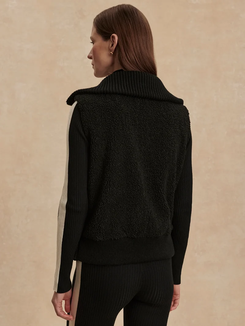 Caspian Sherpa Gilet Black