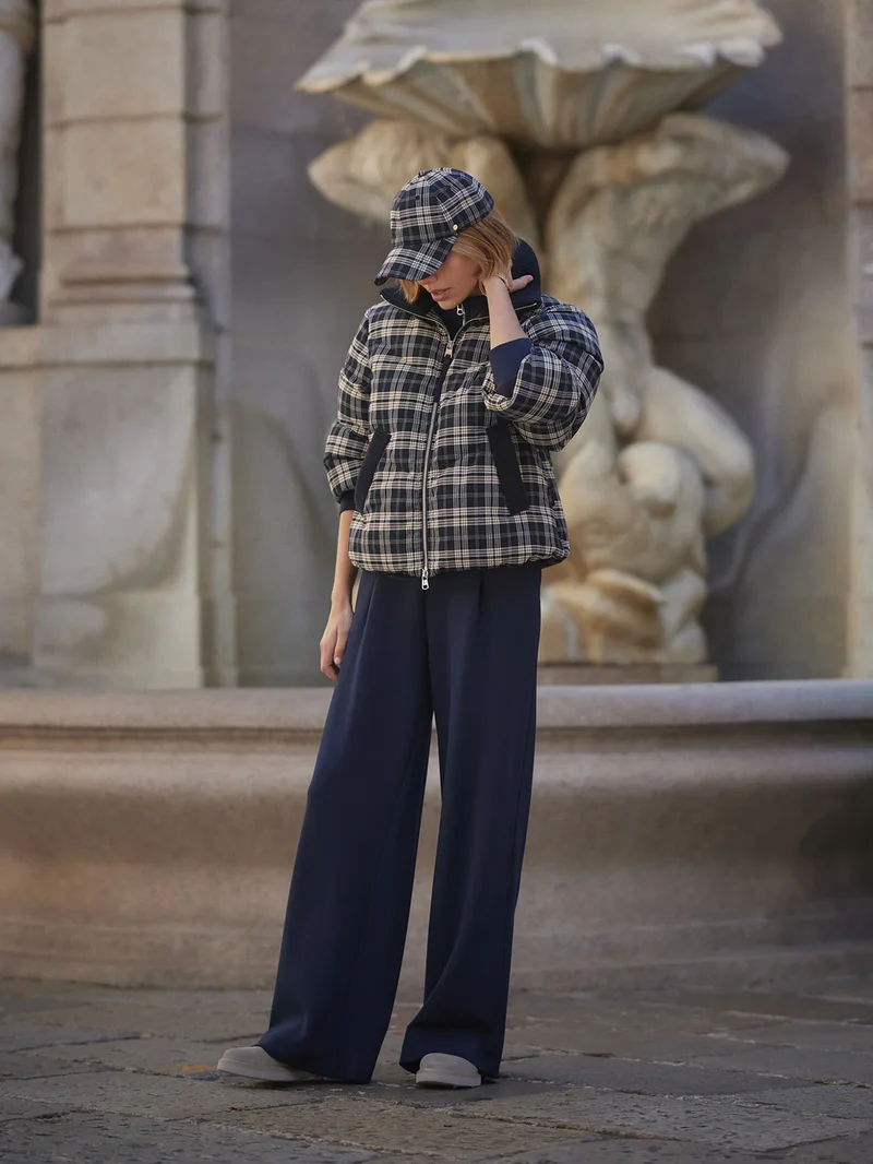 Bryony Short Puffer Jacket Navy