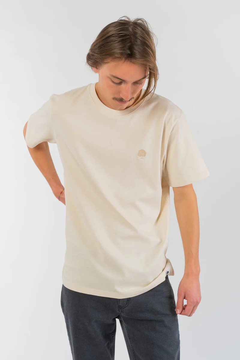 Heavy T-Shirt mit edler Stickerei aus Bio Baumwolle