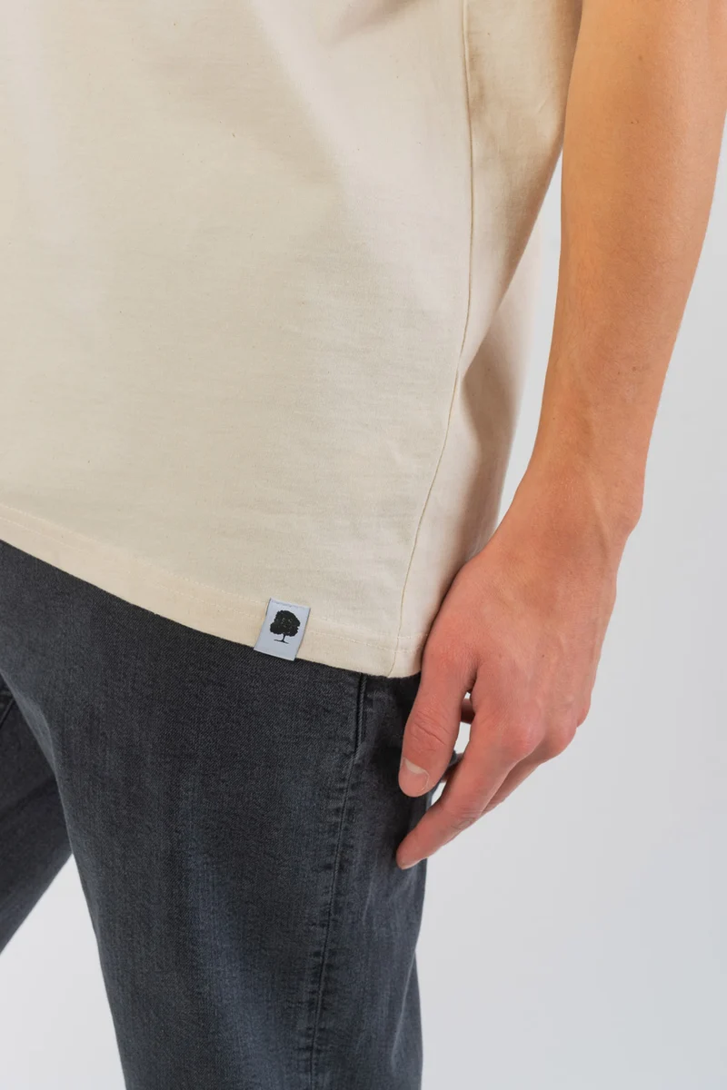 Heavy T-Shirt mit edler Stickerei aus Bio Baumwolle