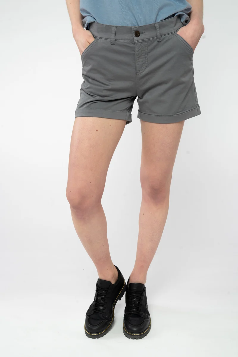 Micro-Chino Shorts aus Bio Baumwolle
