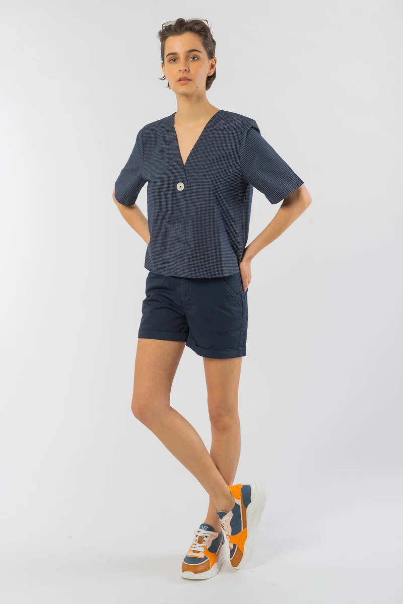 Micro-Chino Shorts aus Bio Baumwolle