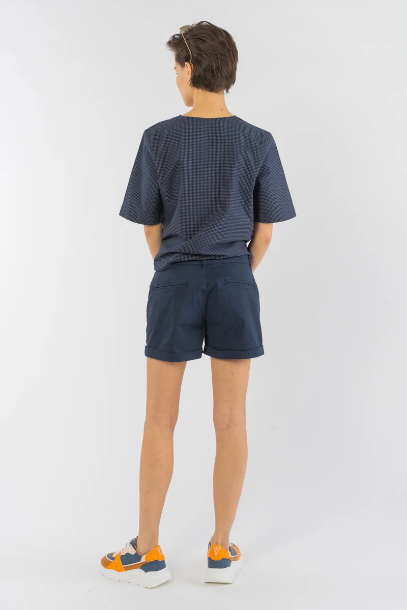 Micro-Chino Shorts aus Bio Baumwolle