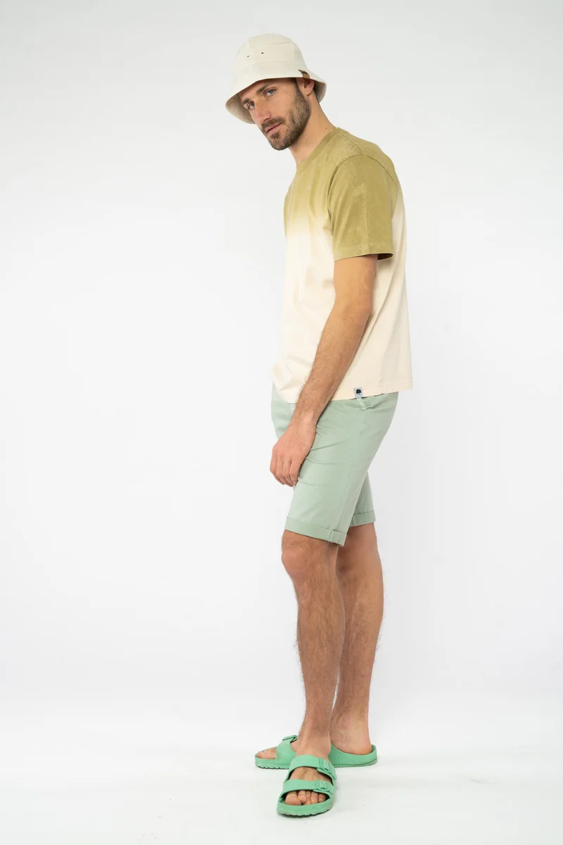 Micro-Chino Shorts aus Bio Baumwolle