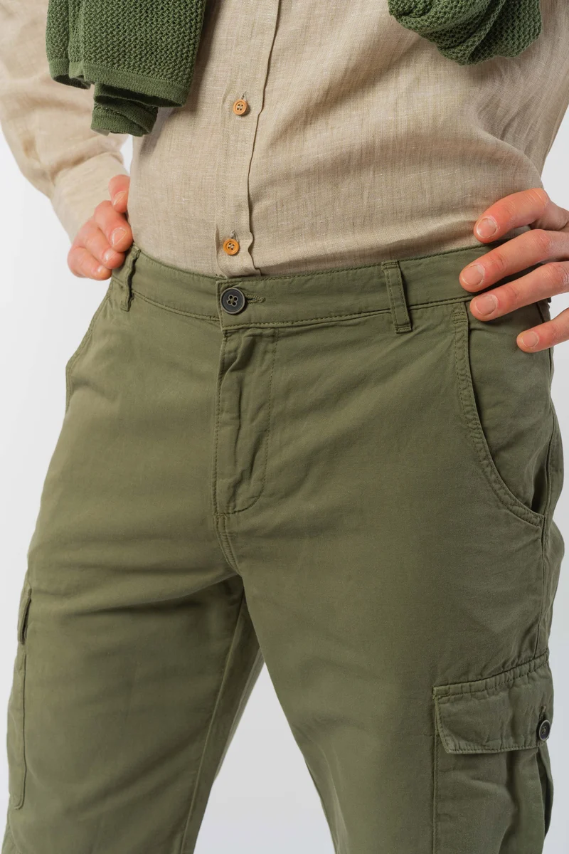 Bermudas mit Cargo Taschen aus Leinen & Bio Baumwolle