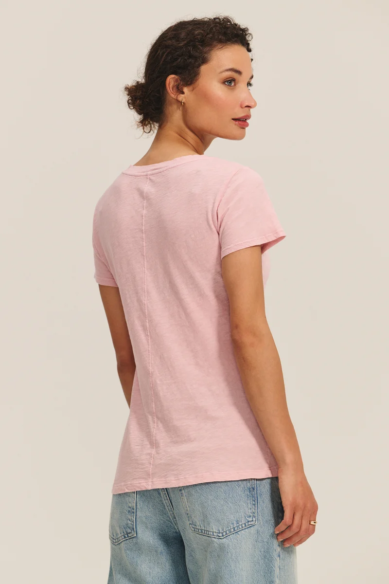 Lilith Tee Bloom