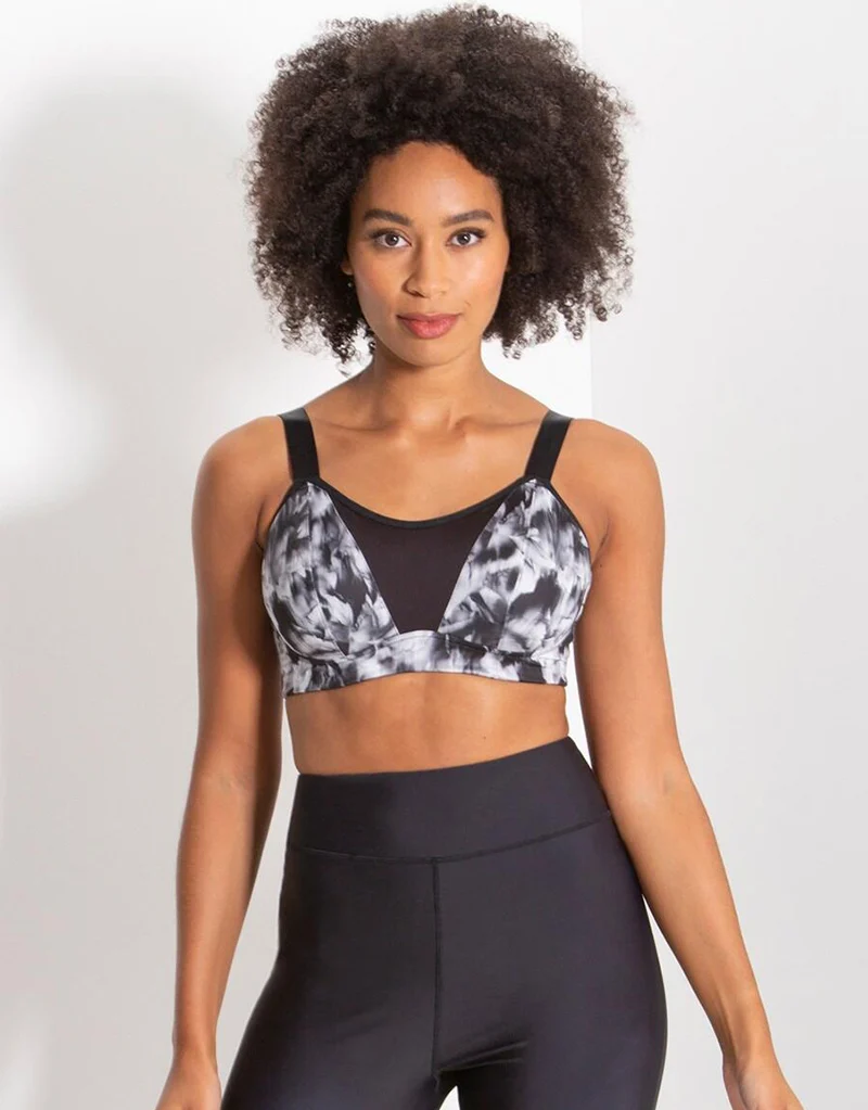 Pour Moi Energy Empower Lightly Padded Convertible Sports Bra Mono