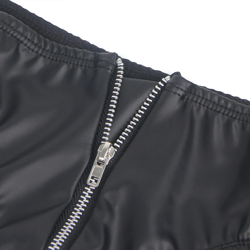 Schwarzer Slip aus PU-Leder – Mesh-Einsätze, Reißverschluss vorne und Baumwollpolster