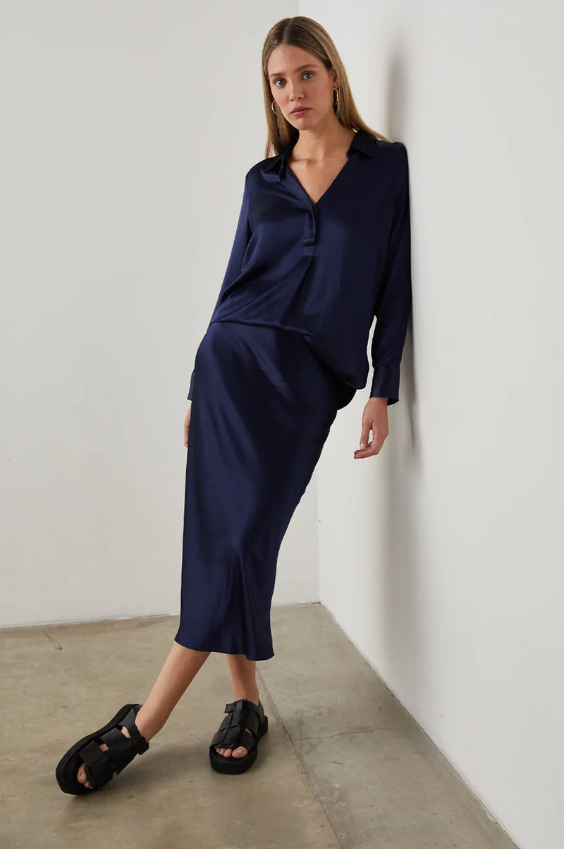 Anya Navy Skirt