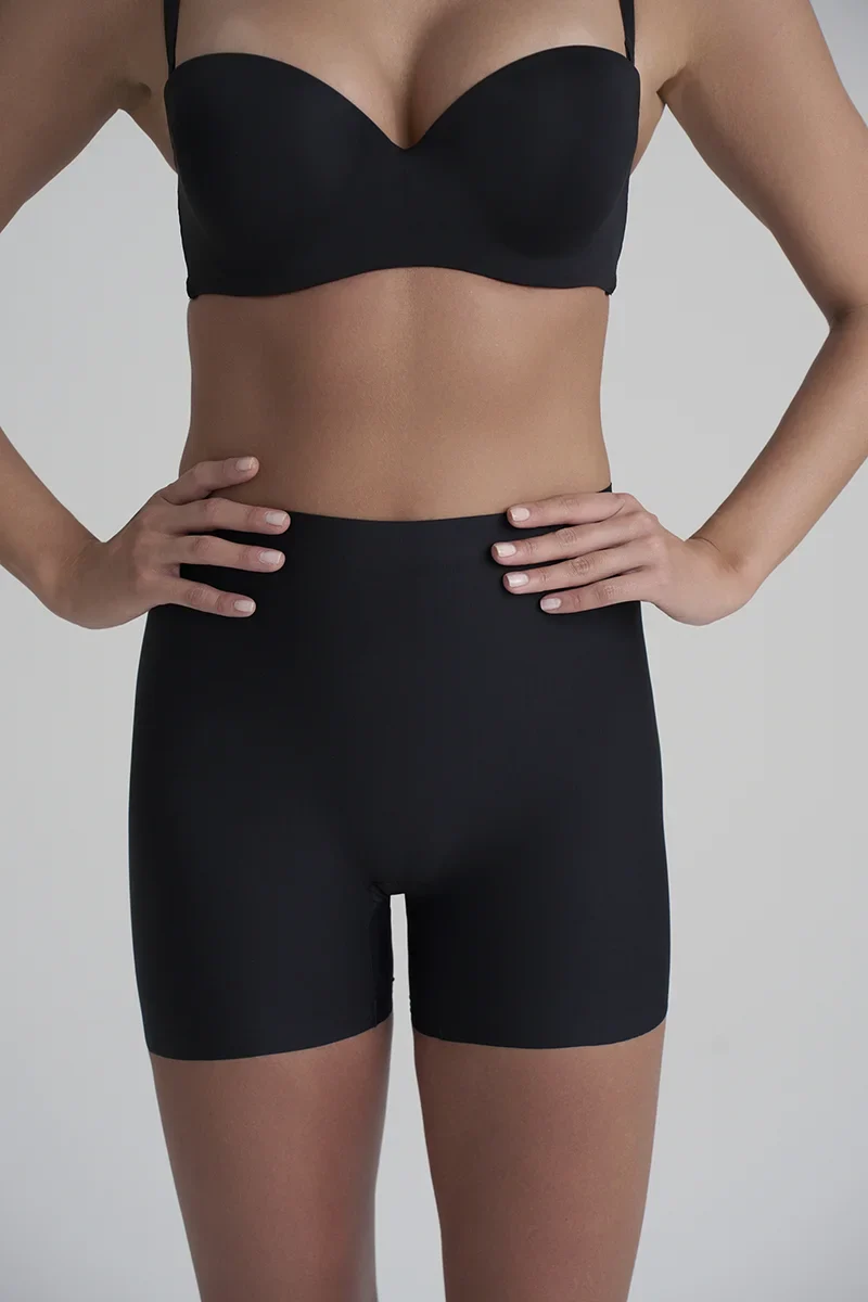 ByeBra - Smooth Essentials (Mittlere Stützkraft) Shorty Schwarz