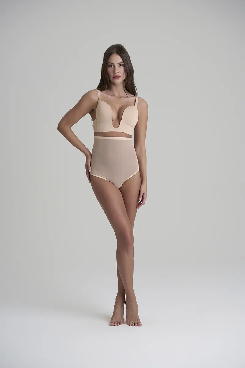 ByeBra – Formgebender Tüll-Shapewear-Tanga mit mittlerem Halt, Beige