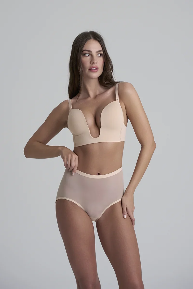 ByeBra – Formgebender Tüll-Shapewear-Slip mit mittlerem Halt, Beige