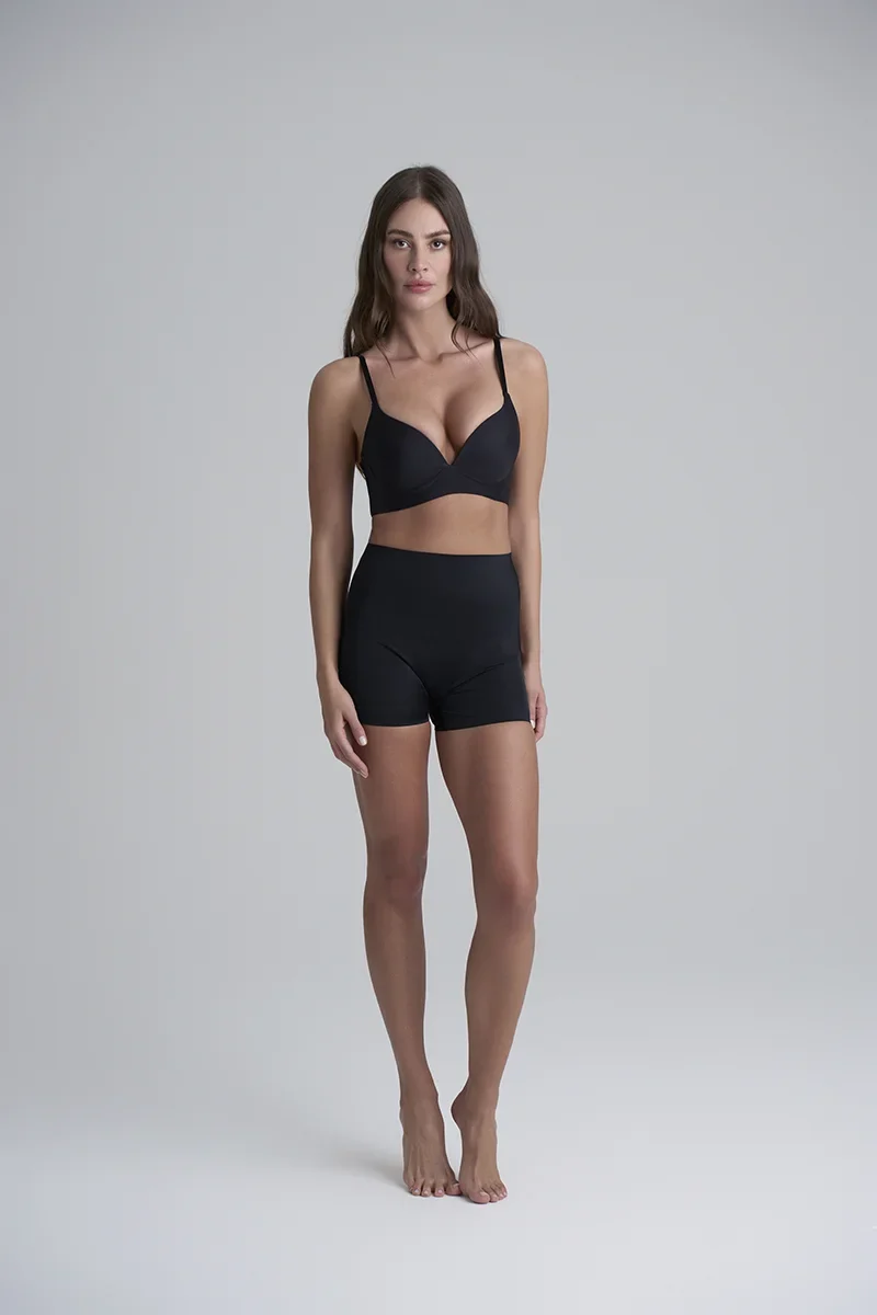 ByeBra – Unsichtbare Shapewear mit leichter Stützwirkung, unsichtbare Shorts mit mittelhohem Bund, Schwarz