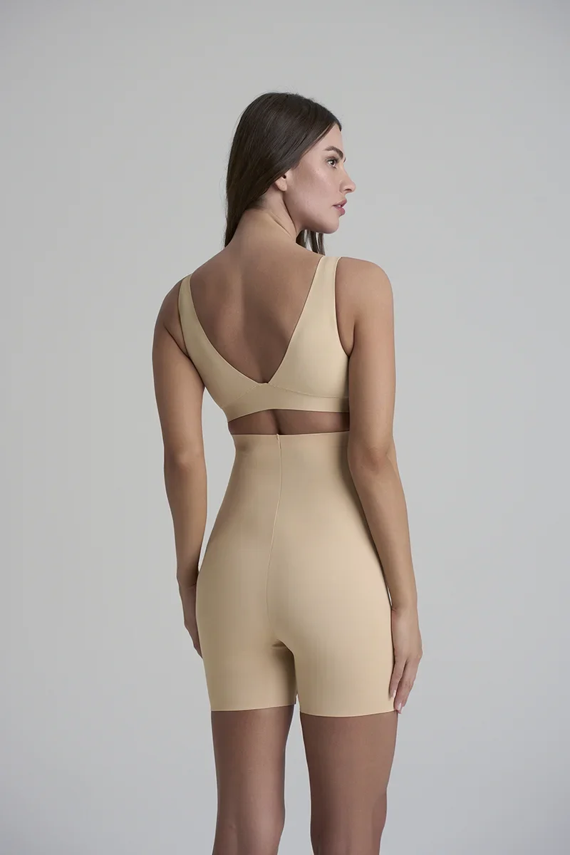 ByeBra – Unsichtbare Shapewear mit leichter Stützwirkung, unsichtbarer High-Waist-Shorts, Beige
