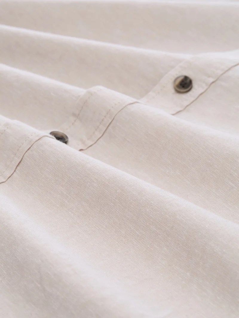 Relaxed Fit Kurzarmhemd mit Leinenanteil