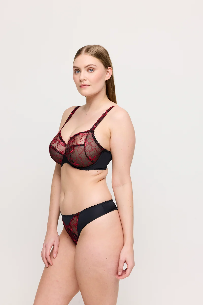 SPRINGDALE Black Rose String