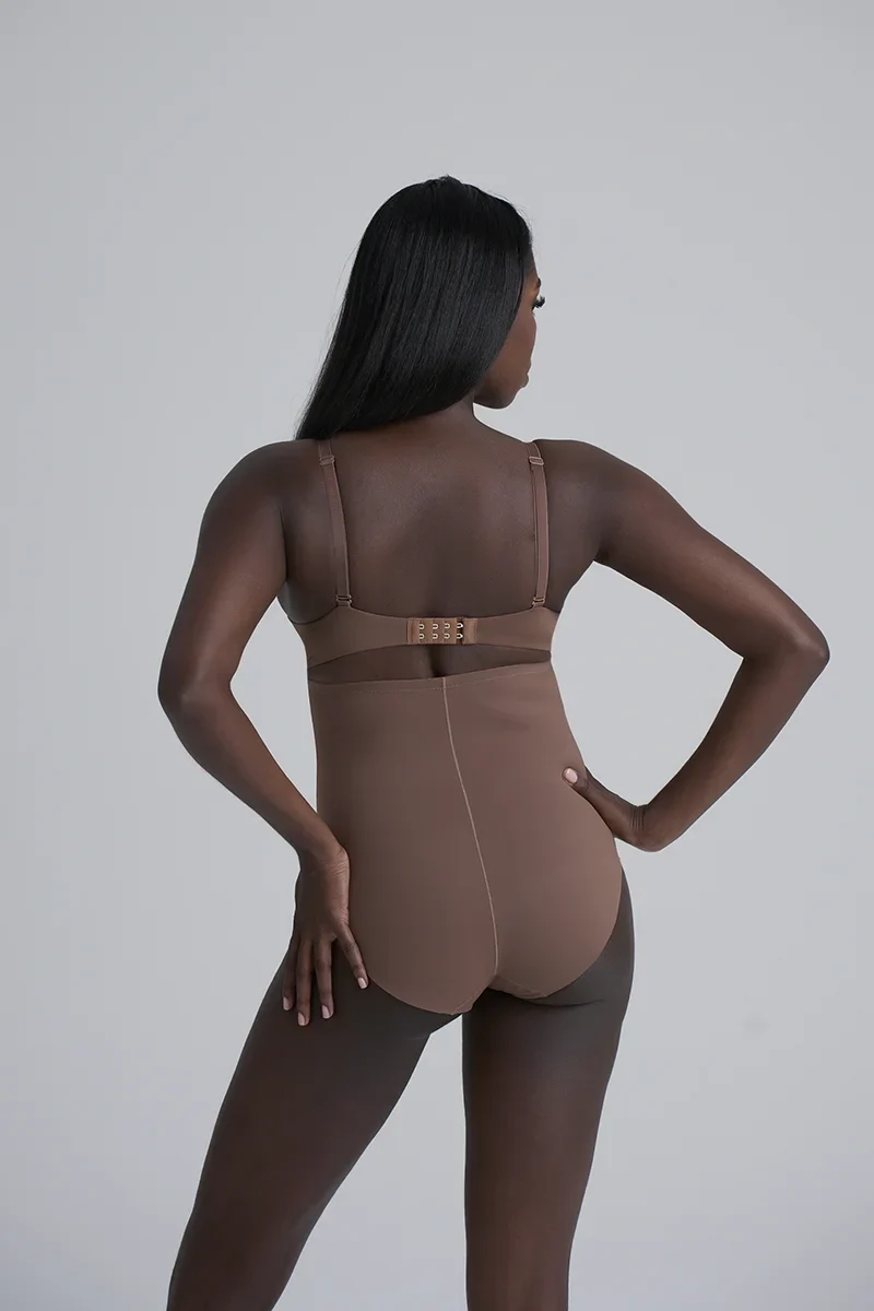 ByeBra – Formgebende Unterwäsche (Starker Halt) Formgebender High-Waist-Slip Kakao