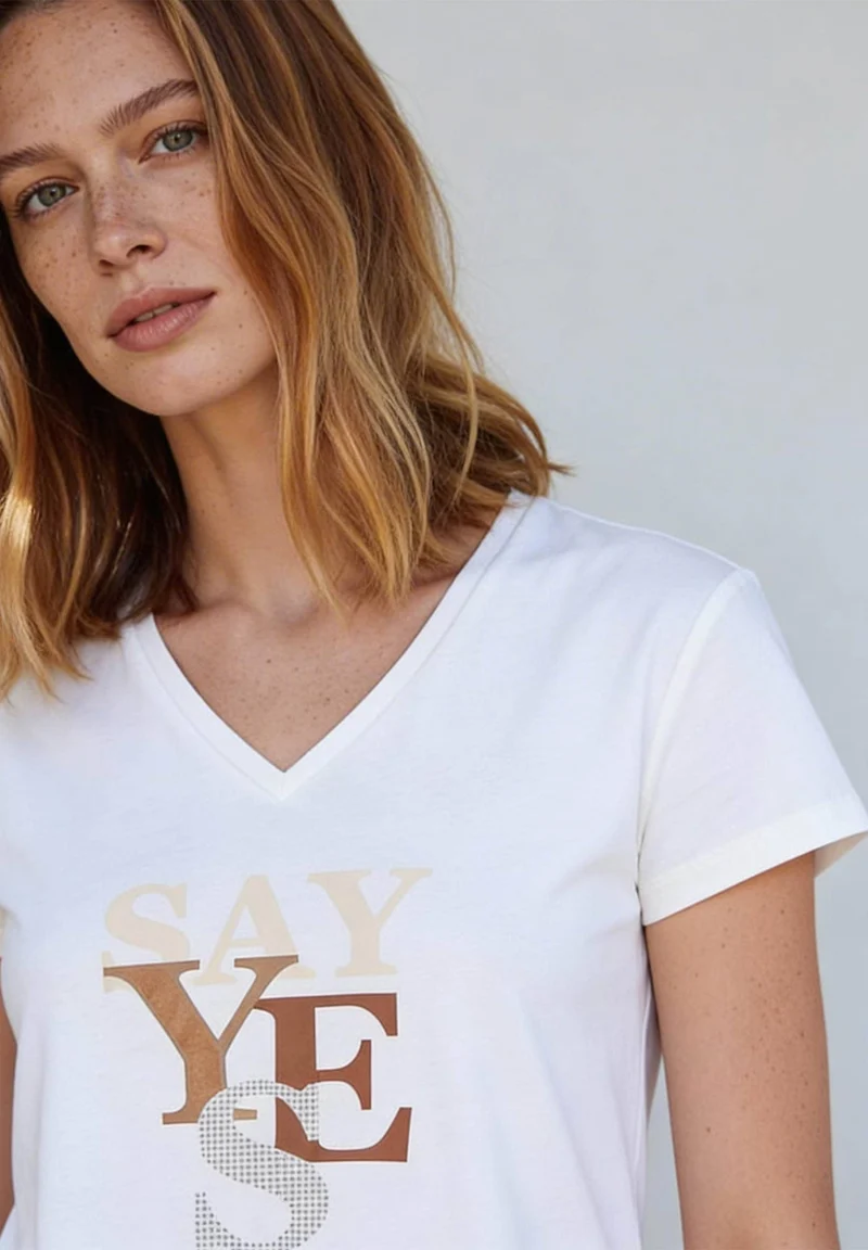 T-Shirt mit Schrift