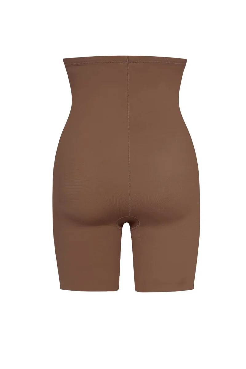 ByeBra – Formgebende Unterwäsche (Starker Halt) Formgebende High-Waist-Shorts in Kakao