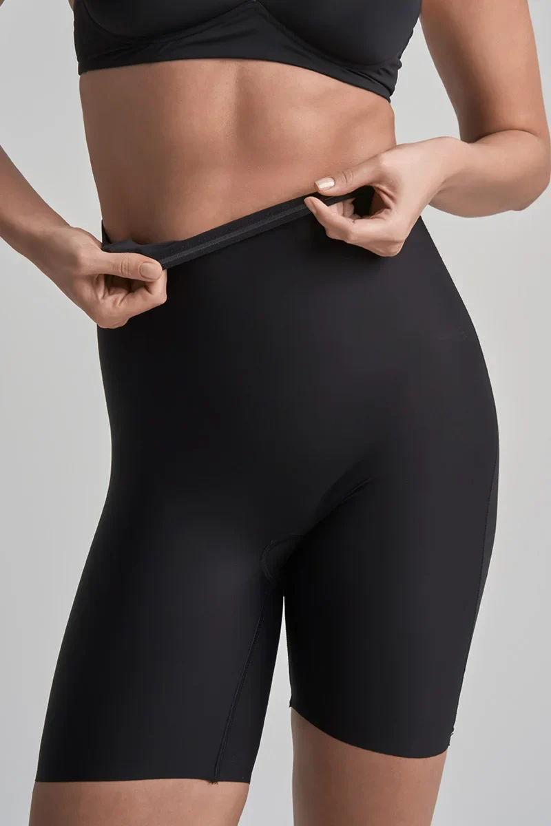 ByeBra – Formgebende Unterwäsche (Starker Halt) Formgebende High-Waist-Shorts Schwarz