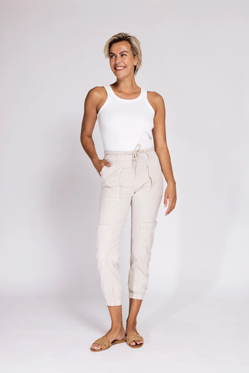 Zhrill Hose sportiv F248 sand