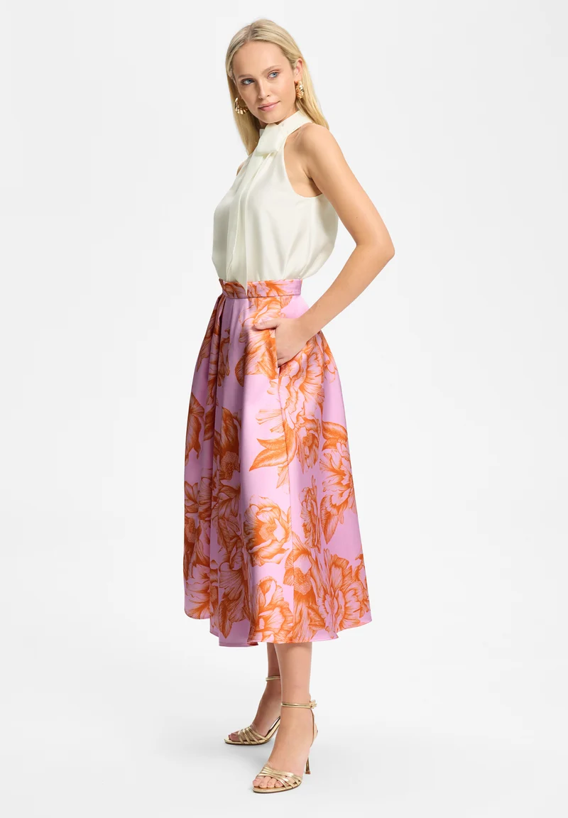 Ärmelloses Top mit Schluppe aus nachhaltigem Satin