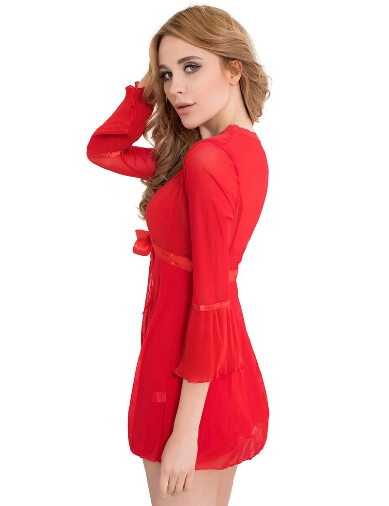 Rotes, transparentes Babydoll aus Mesh – mit Bügel-BH, Spitzenbesatz, Schleifenverzierung und passendem String-Set