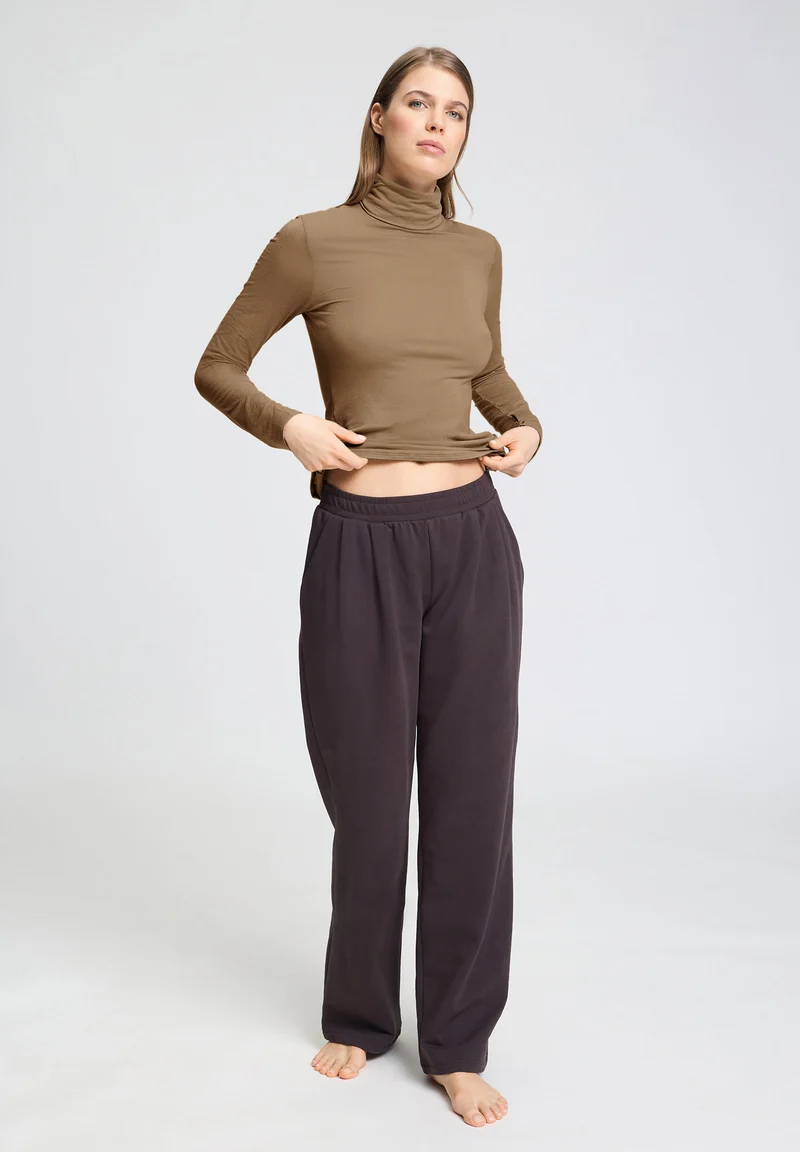 Ultralight Wool Turtle-Neck Shirt | suede camel 071597-072825