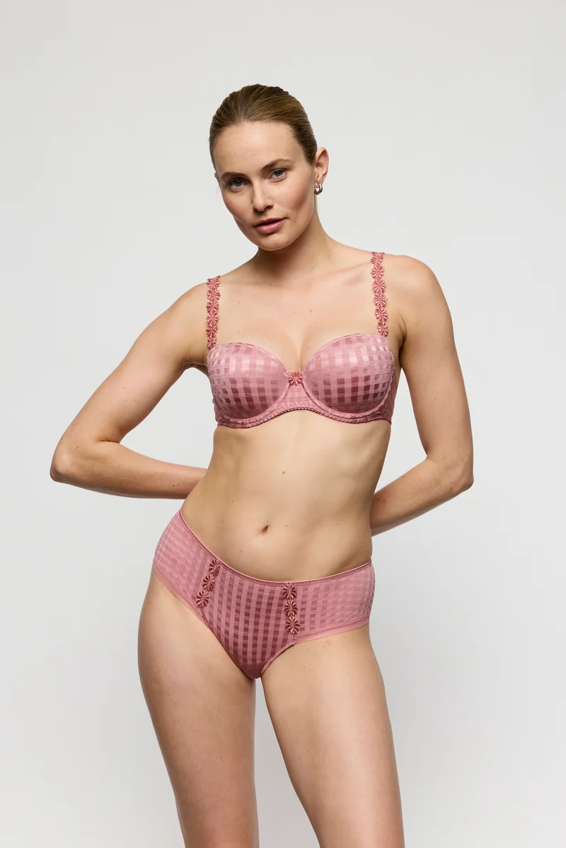 AVERO Ballet Pink Hotpants