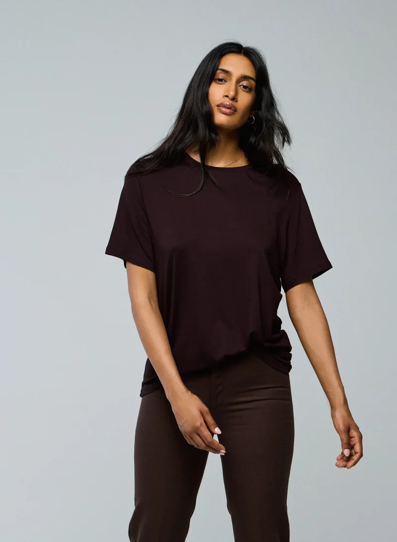 Round Neck T-Shirt Aubergine