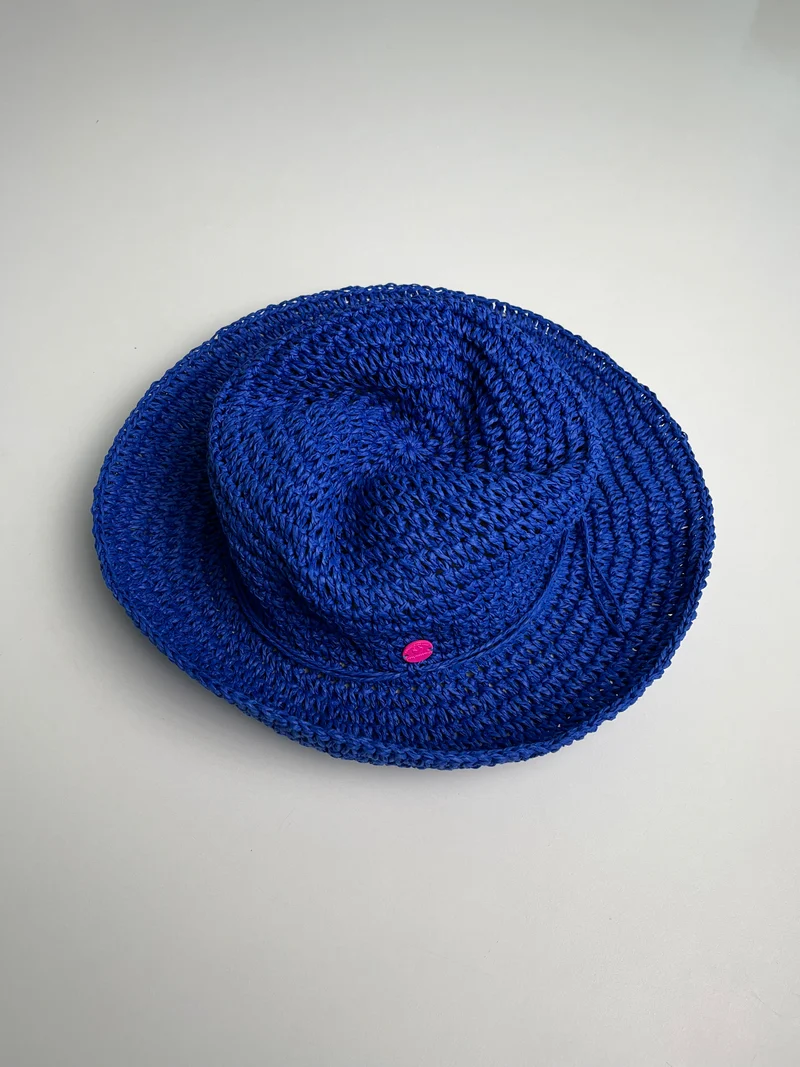 Hut DelinaL royal blue