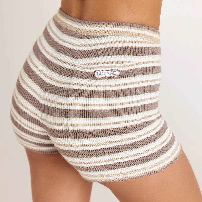 Knitted Shorts - Beige Stripe