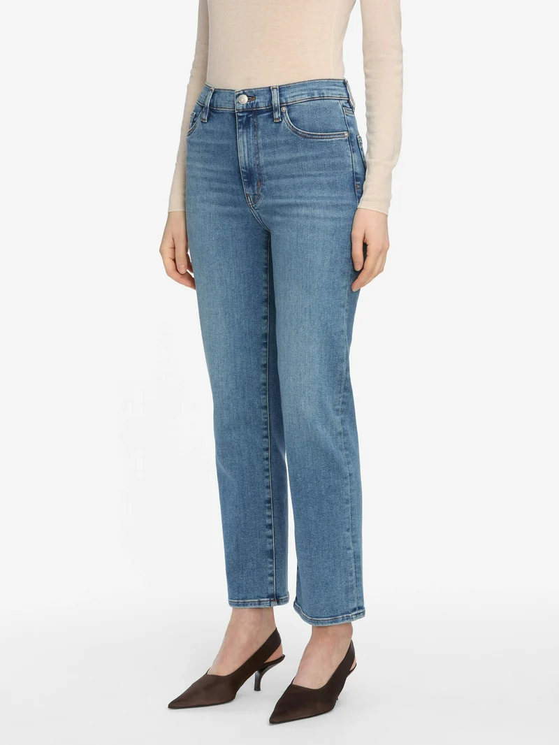 Le Sleek Straight Flip