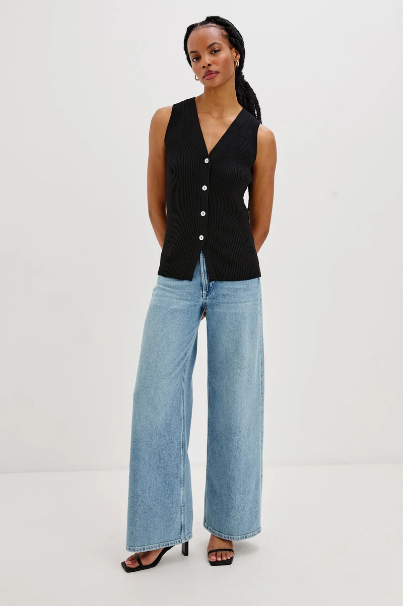 Tatia Vest Black