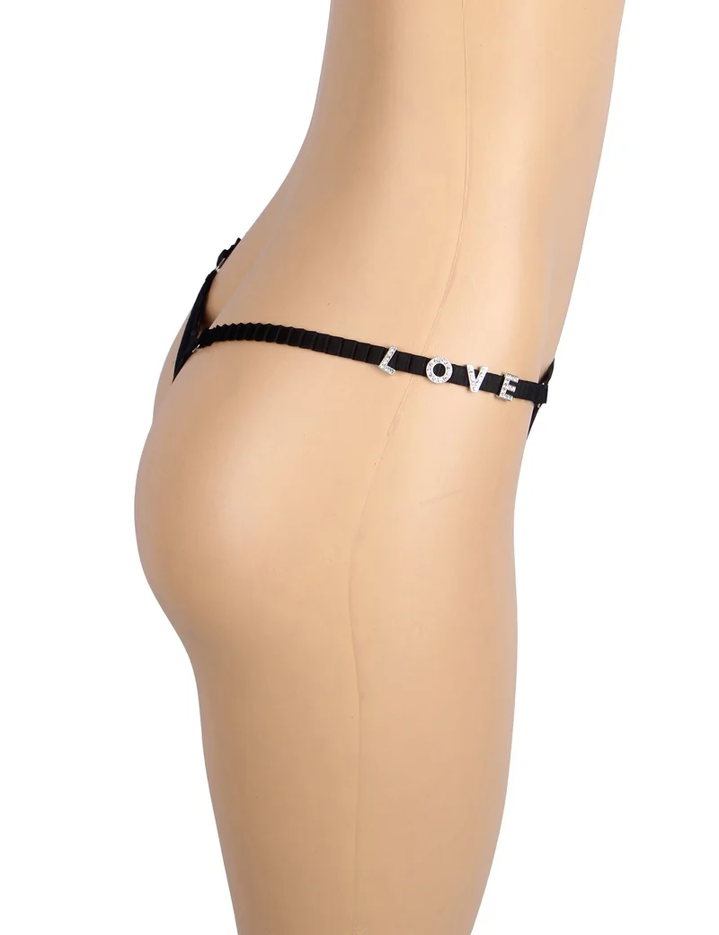 Schwarzer Spitzen-T-Back-Tanga mit Strassbuchstaben am Bund